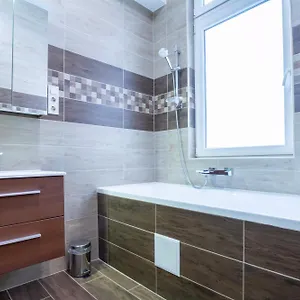 apartment-mozsar.inbudapesthotels.com/